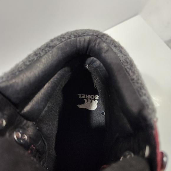 NEW Womens Sorel booties - Picture 6 of 7